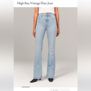 High Rise Flare Jeans. Light Wash